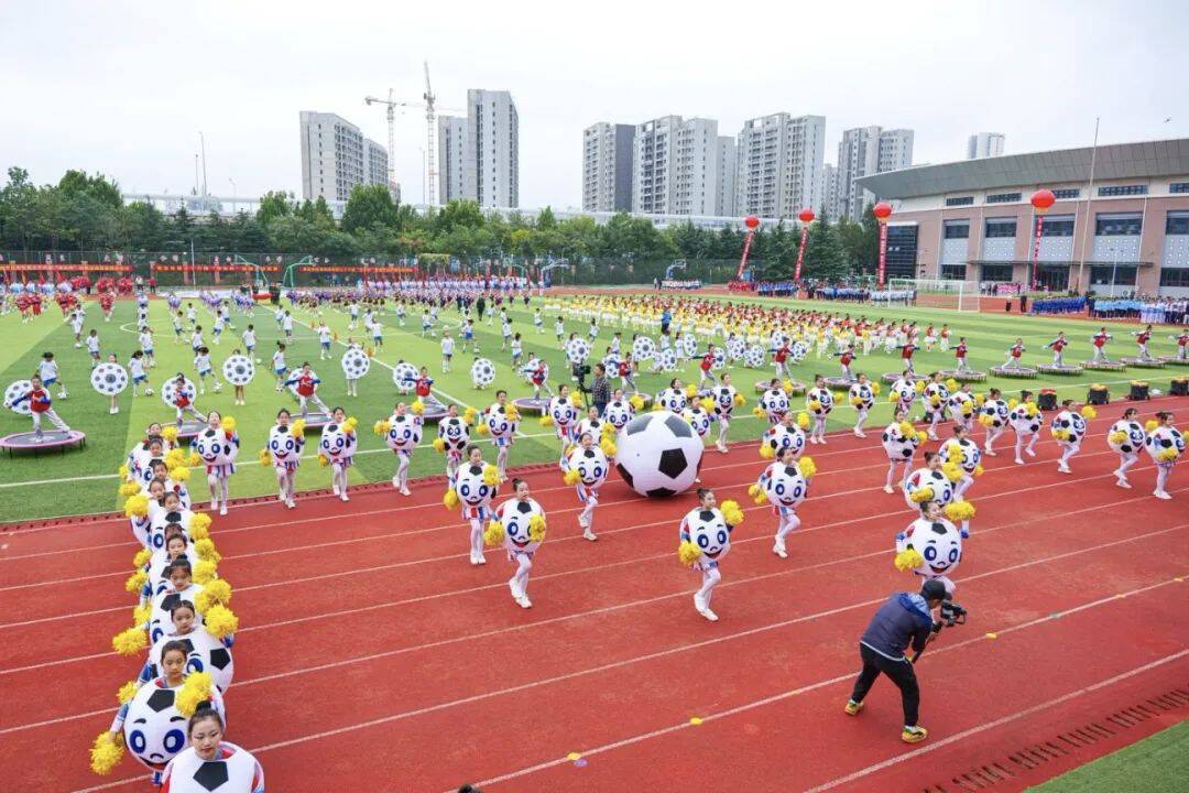 生参赛, 作座谈会在, 新闻线索报 生参赛, 作座谈会在, 新闻线索报